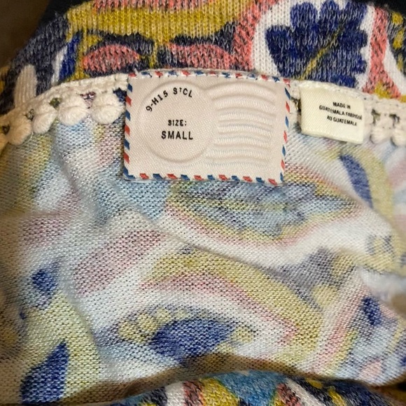 🌷Sweet light weight sweater sz Small - Picture 4 of 5